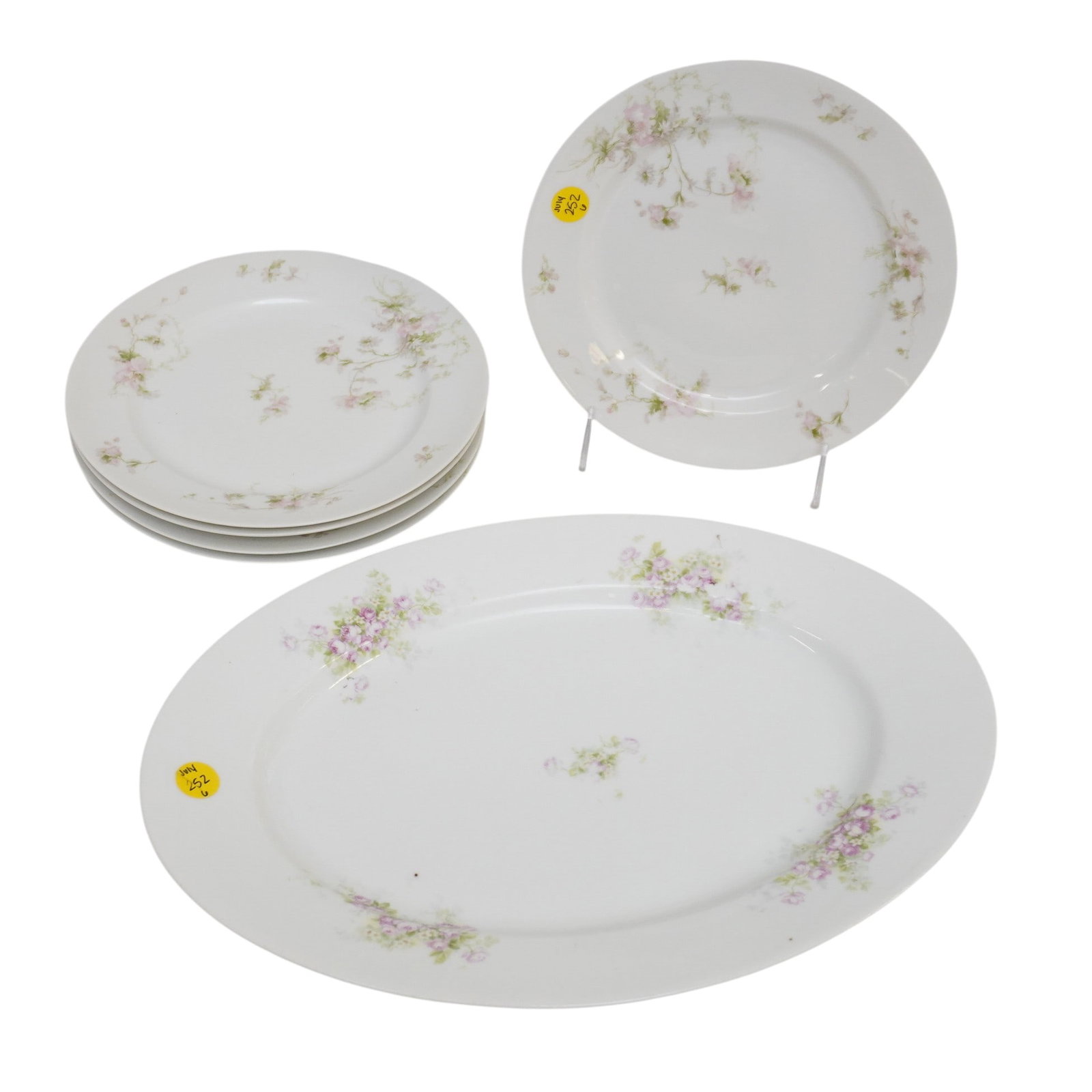 VICTORIA AUSTRIA OVAL SERVING DISH AND 5 LIMOGES ROSE LUNCHEON PLATES (1 of 5)