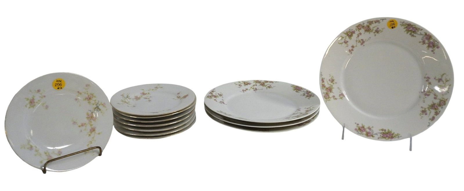ANTIQUE VICTORIA AUSTRIA SAUCERS/FRUIT AND LUNCHEON PLATES (1 of 4)