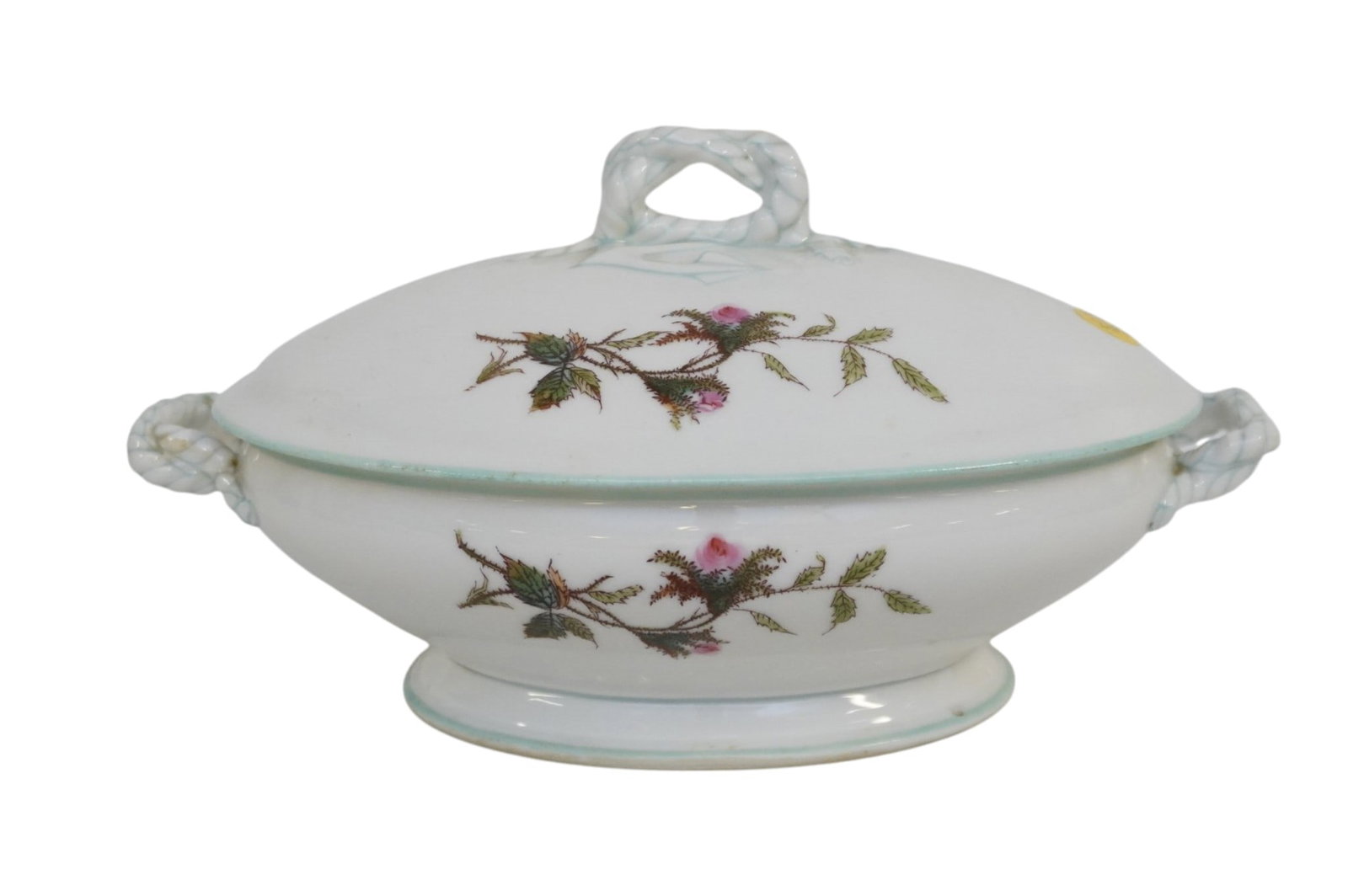 HAVILAND LIMOGES OVAL COVERED VEGETABLE BOWL (1 of 6)