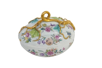 VINTAGE MOTTAHEDEH VISTA ALEGRE MELON SHAPED PORCELAIN BOX