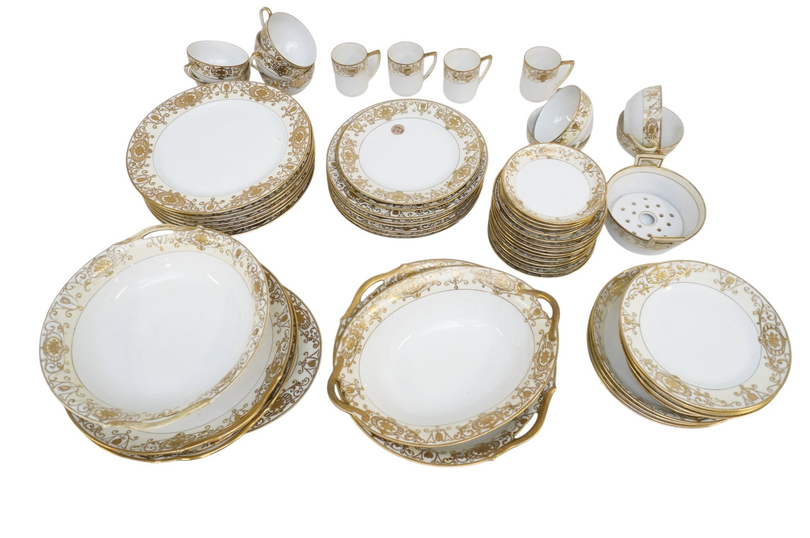 65 PC VINTAGE NORITAKE 1920S CREAM GOLD FLOWERS SCROLL (1 of 3)