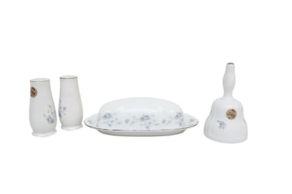 4 HAVILAND BLUE GARLAND CHINA PIECES