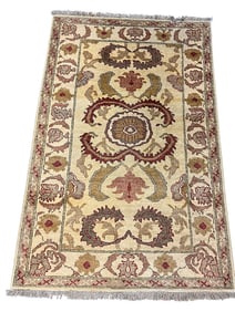 VINTAGE TURKISH OUSHAK RUG 5 ft