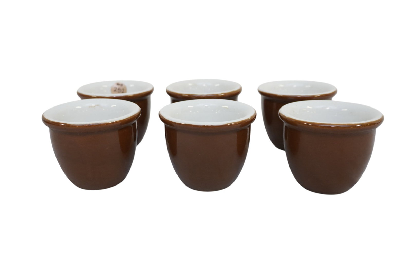 SET OF 6 HALL POTTERY CUSTARD CUPS: Set of 6 Hall Pottery Custard Cups. Each measures approx. 2.75" x 3.5" in dia. Total lot weight is 3 lbs 15 oz. **In house shipping available on this lot** If you win this lot, please select self arra