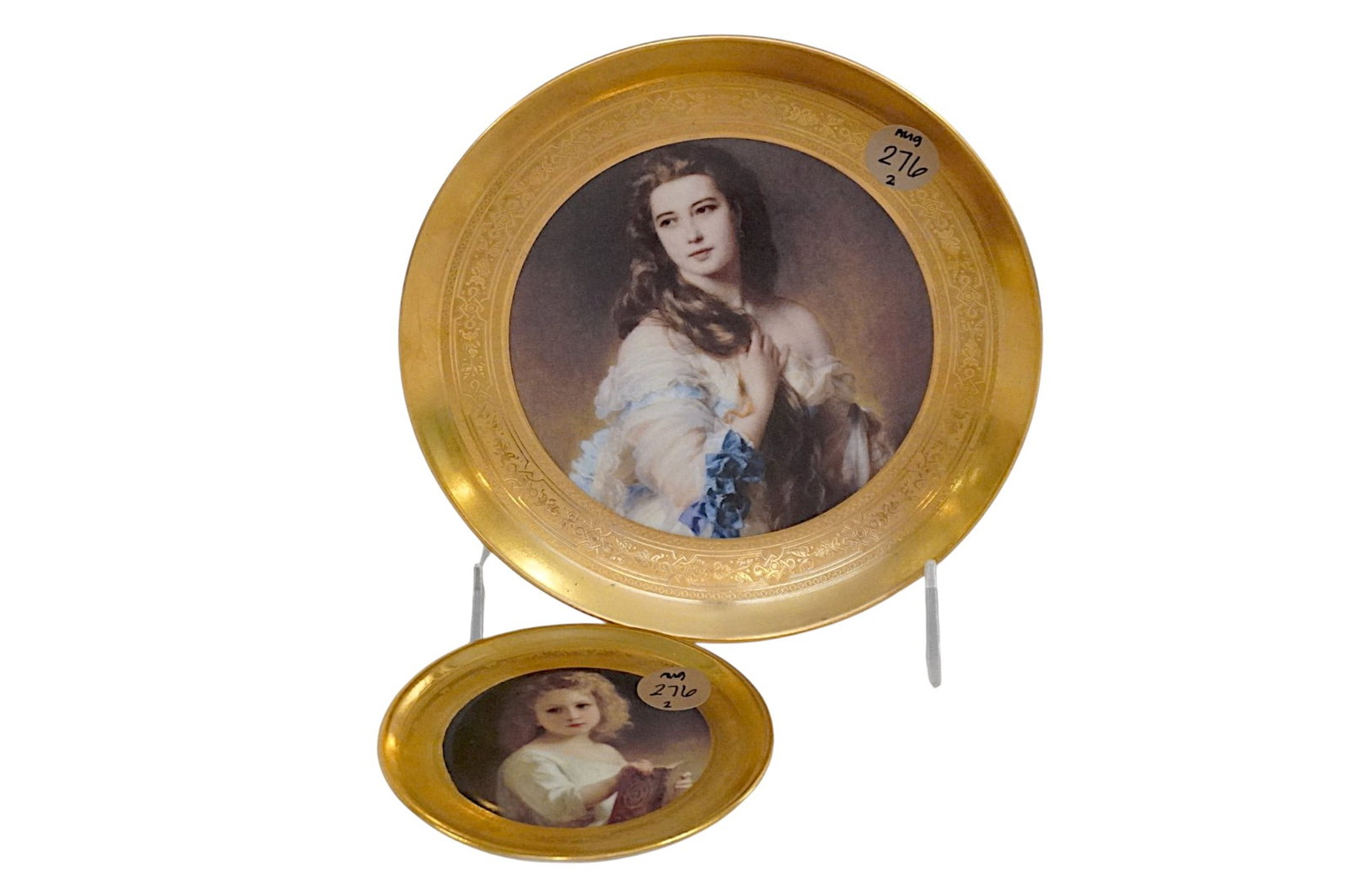 PAIR OF INCISIONE ORO BAVARIAN PORCELAIN GOLD TRIM PLATES (1 of 4)