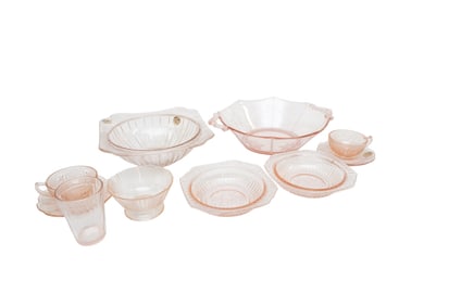 11 PIECES OF PINK DEPRESSION GLASS