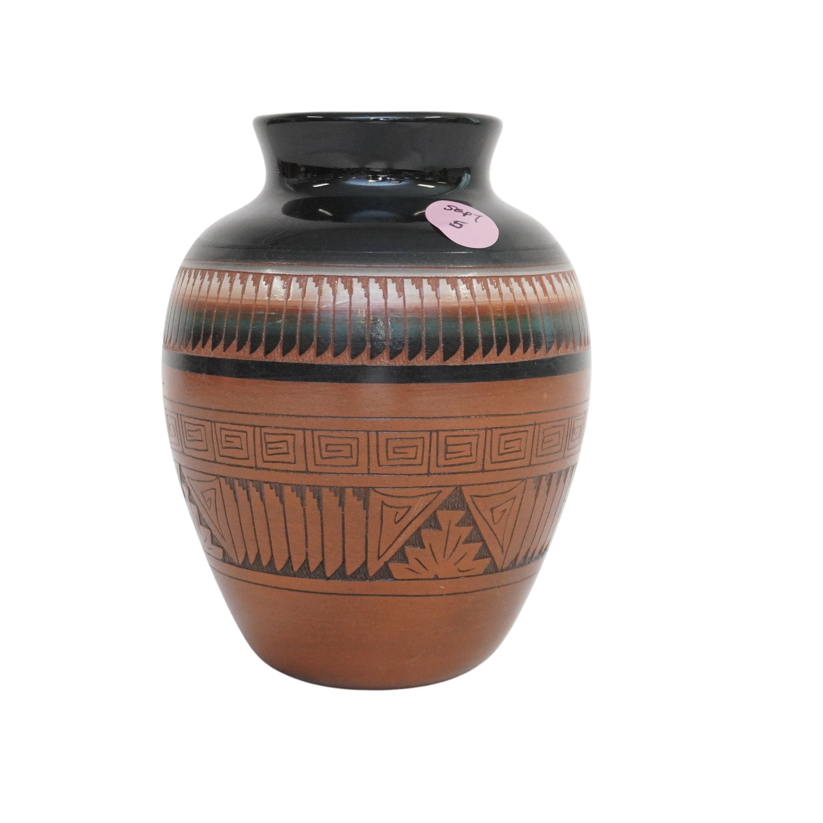 VINTAGE NAVAJO MITCHELL BLACKHORSE POTTERY VASE (1 of 4)