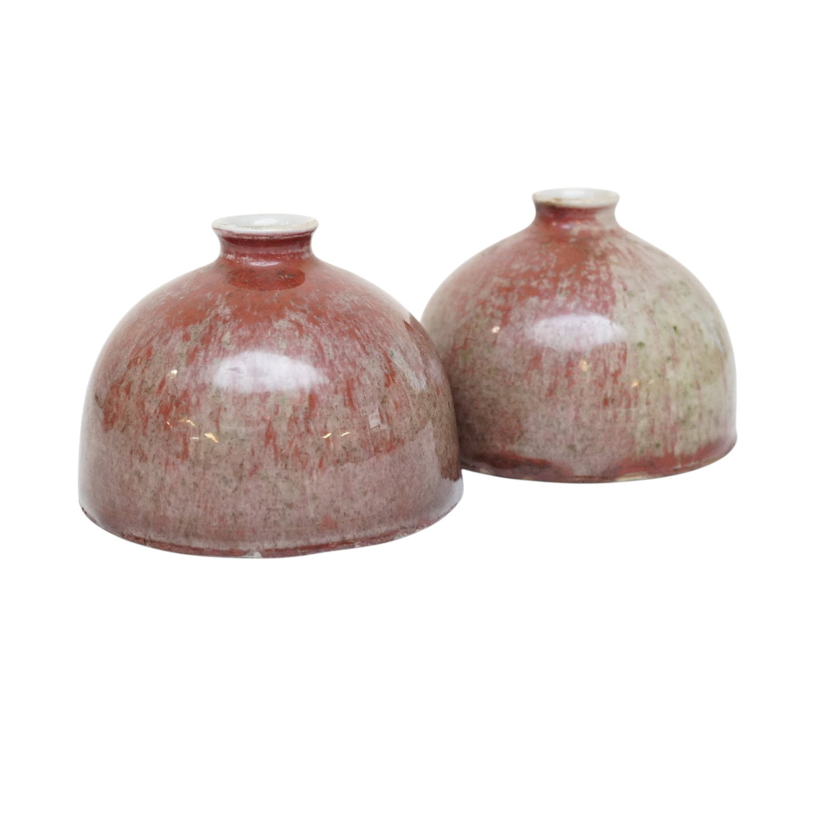 PAIR CHINESE PEACHBLOOM PORCELAIN BEEHIVE WATER COUPE: Pair of Antique Chinese peachbloom glaze porcelain beehive water coupes. Both bearing underglaze-Blue Double-Ring Mark. Each measures 4 1/2"x4 1/2"x3 1/2". Weight 2 lb 3 oz.