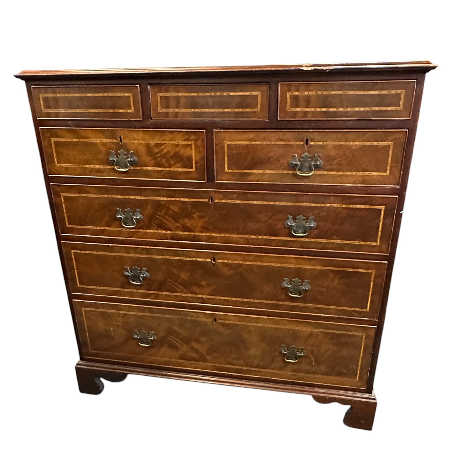 LARGE GEORGIAN CHEST OF DRAWERS (1 of 8)