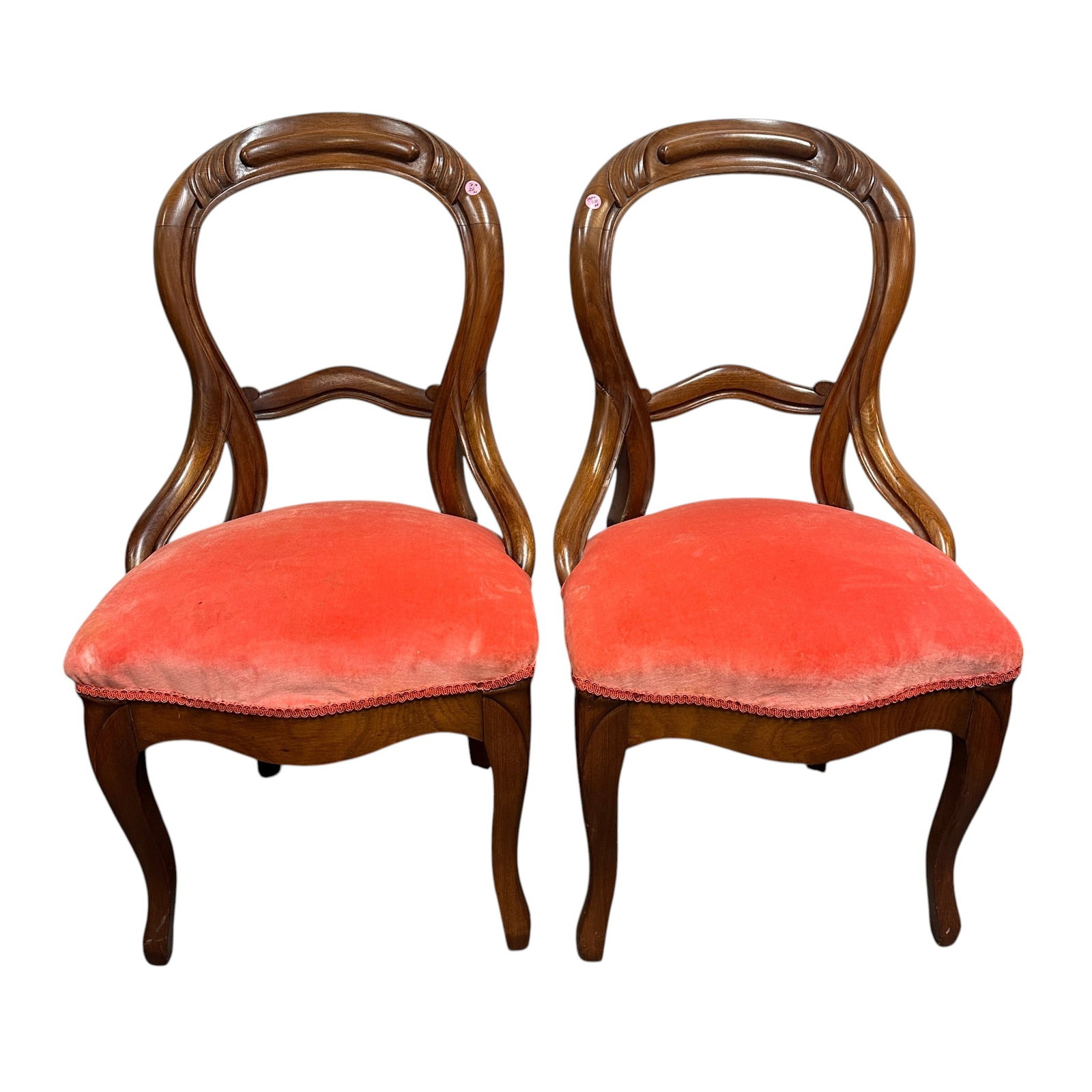 MATCHED PAIR OF ANTIQUE BALLOON BACK SIDE CHAIRS: Matched Pair of Antique Carved Balloon Back Parlor Chairs. Each 19"x18"x35". Provenance: A Washington DC Private Estate. **In house shipping available on this lot** If you win this lot, please select