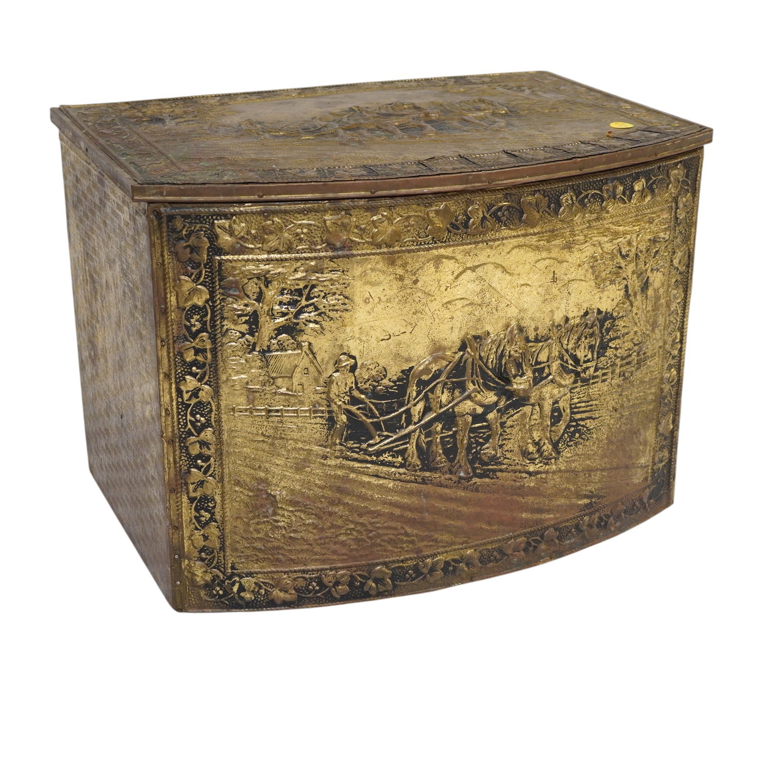 VINTAGE EMBOSSED BRASS WOOD COAL / FIRESIDE LOG BOX: Vintage Embossed Brass Wood Coal Scuttle / Fireside Log Box. Measures 20"x14"x15". Weight 19 lbs Provenance: Gippy Plantation, Avenue of Oaks, Berkeley County, SC. **In house shipping available on thi