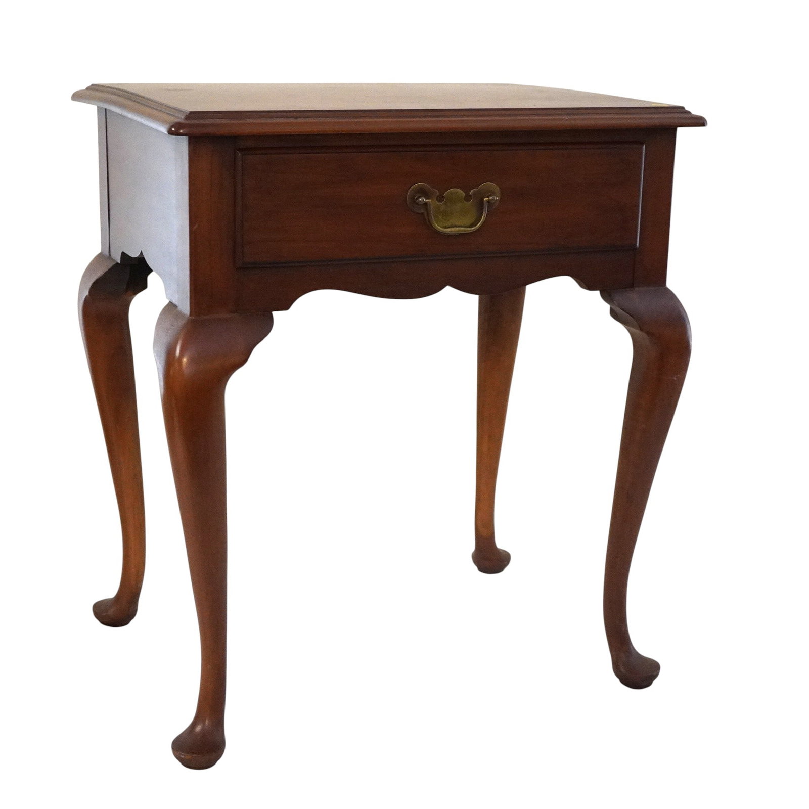 HENKEL HARRIS SOLID BLACK CHERRY SIDE TABLE: Henkel Harris Solid Wild Black Cherry Side Table from Virginia Galleries. Measures 22 1/2"x17"x26 1/2". **In house shipping available on this lot** If you win this lot, please select self arranged for