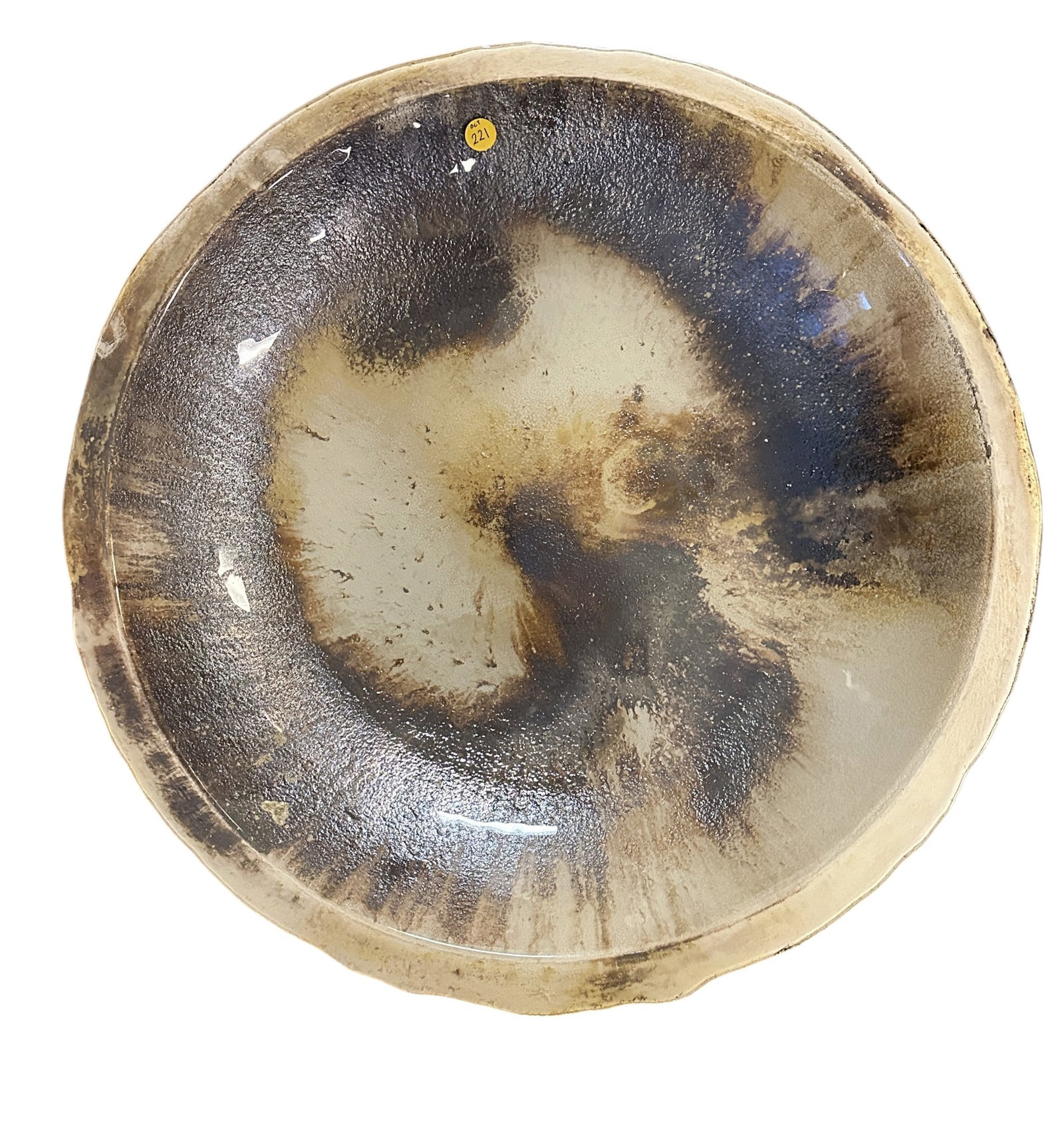 LARGE VIETRI EARTH GLASS DISPLAY PLATE: Large Vietri Earth Glass Display Plate. Measures 22"x22"x3", Weighs approx. 10 lbs 10 oz. **In house shipping available on this lot** If you win this lot, please select self arranged for in house ship