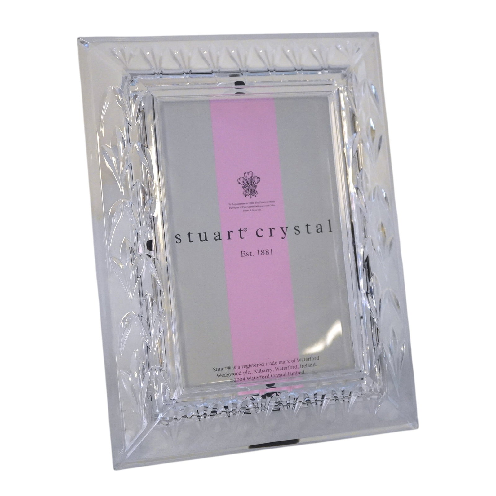 STUART CRYSTAL CHELMSFORD PICTURE FRAME: Stuart Crystal Chelmsford Picture Frame. In original box. Measures 4" x 6", total lot weight is 2 lbs 4 oz.