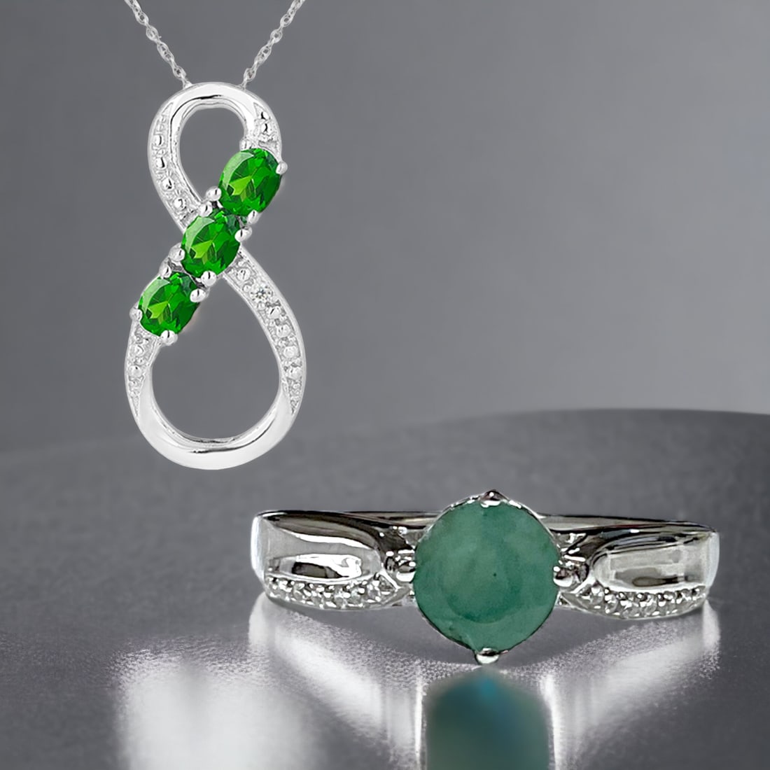 Elegant Diopside Infinity Pendant & Emerald Ring (1 of 1)