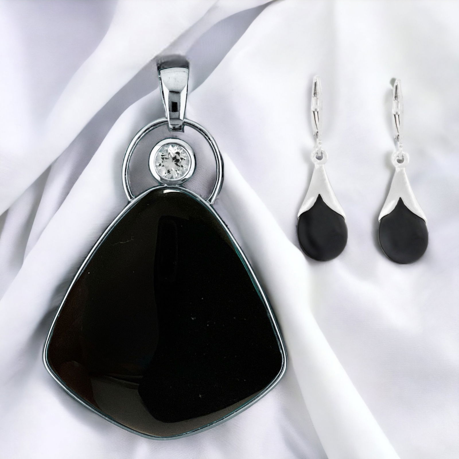Sleek Black Gemstones Sterling Silver Jewelry Set (1 of 1)