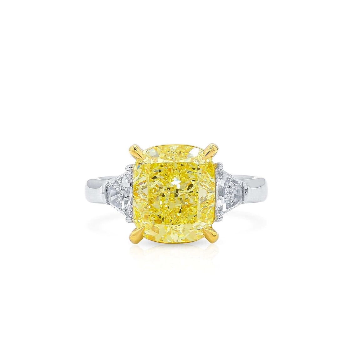 Yellow Diamond Ring 6.02 Ct Cushion Cut Natural Fancy VVS1 18K Gold GIA Report (1 of 1)