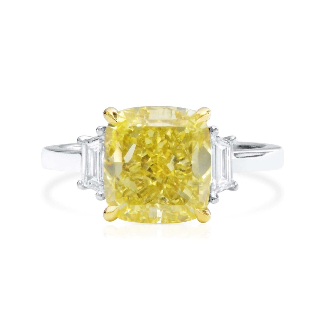 Fancy Intense Yellow Diamond Ring Real 4.59 Ct. (4.91 Ct. TW) Cushion shape GIA (1 of 1)