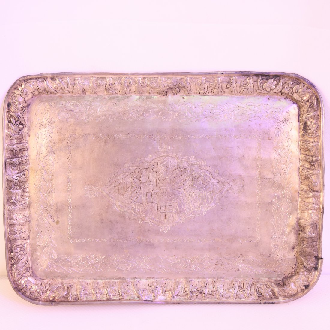 Vintage Persian Silver Tray 481.3 gram sterling: Presenting an exquisite vintage Persian sterling silver tray, meticulously handcrafted and hand-engraved with intricate floral and geometric patterns. This stunning piece showcases the exceptional art