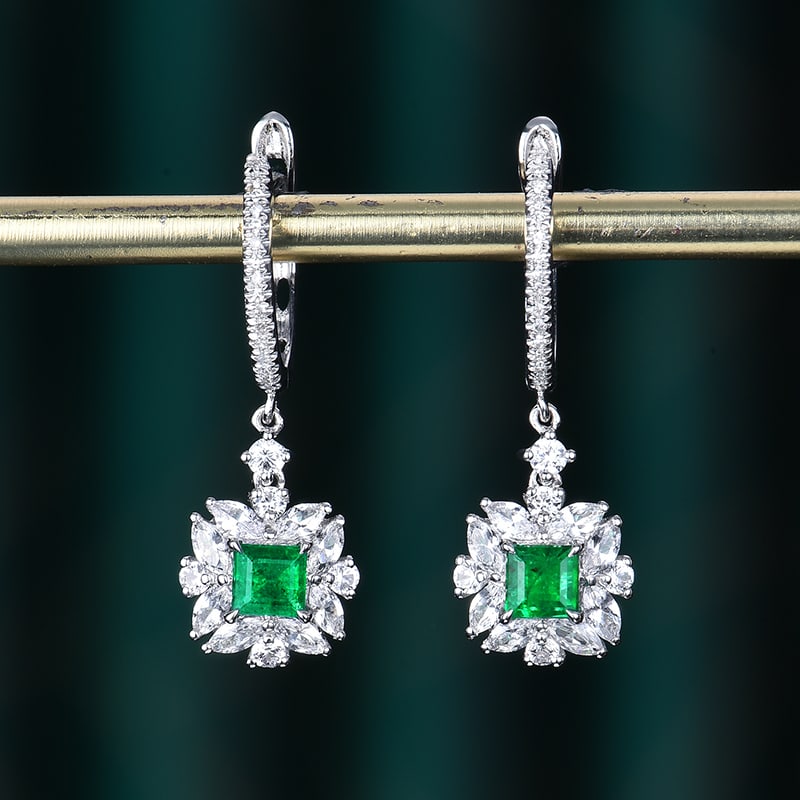 High-End 14K Gold 0.47 CTW Natural Vivid Green Emerald & Diamond Earrings with Certificate (1 of 8)