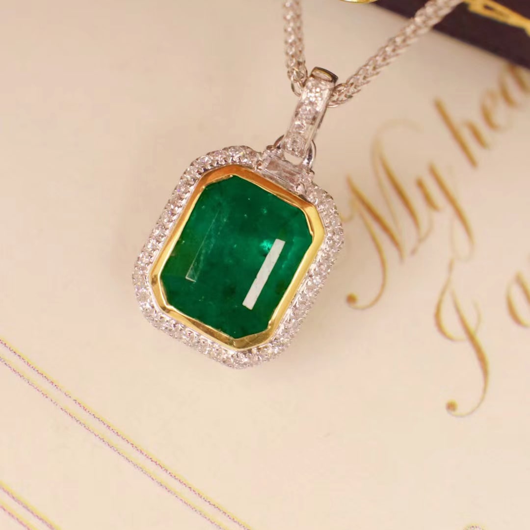 High-End 14K Gold 1.74 CTW Natural Muzo Green Emerald & Diamond Pendant with Certificate (1 of 5)