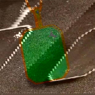 High-End14K YELLOW GOLD 6.11 CT VIVID GREEN EMERALD PENDANT WITH CERTIFICATE: All pictures are real shot photography. You get what you see Ref:1229031 Gold Content:14K Yellow Gold Main Gemstone:Emerald Number of stones:1 Shape:Octagonal Carat Weight:6.11ct Color:Vivid Green Cut