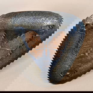 Berlepsch-Valendas / Winhart & Co. Secessionist Butterfly Charger: Hans Eduard von Berlepsch-Valendas for Winhart & Co. butterfly wall charger, Munich circa 1904. Charger featuring a hammered copper butterfly completely raised from a single copper panel including