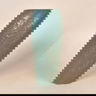 Arequipa Pottery Arts & Crafts Vase: Arequipa Pottery vase, Marin County CA circa 1915. A dark matte green vase, hand carved lily flower blooming up the body. One flea size depression at rim in making, excellent condition. Signed. 