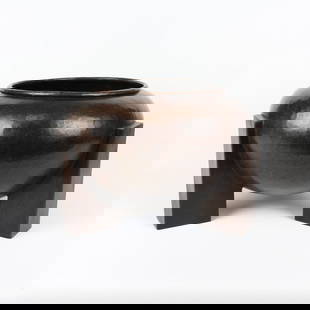 Prairie Style Copper 3-Footed Jardiniere: Arts and crafts prairie style hand hammered copper jardiniere with three architectural buttress feet, rolled rim and dovetailed seam. Unmarked. Circa 1910. 12.5" x 8.5", 8" at opening. This lot