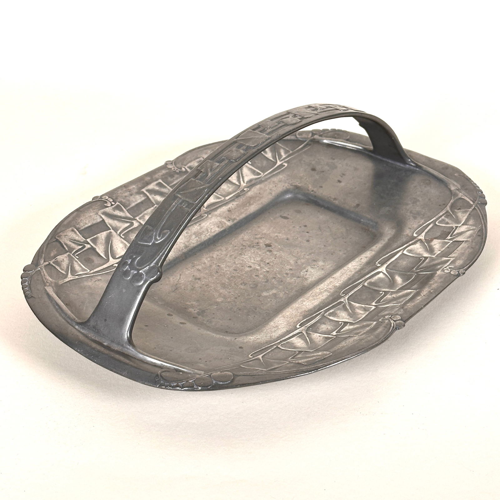 Liberty Archibald Knox Tudric Platter Tray (1 of 7)