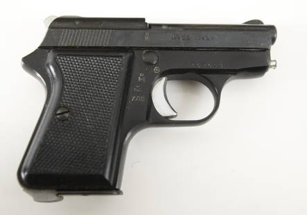 Italian Titan 25 cal pistol in orig box: serial# A67441
