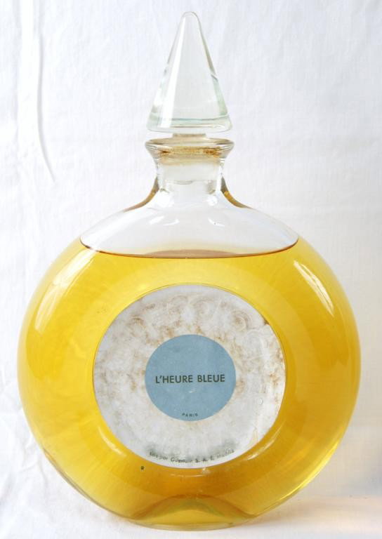 R'Heure" perfume (Paris ) bottle: made for Guerlain . madrid,Spain