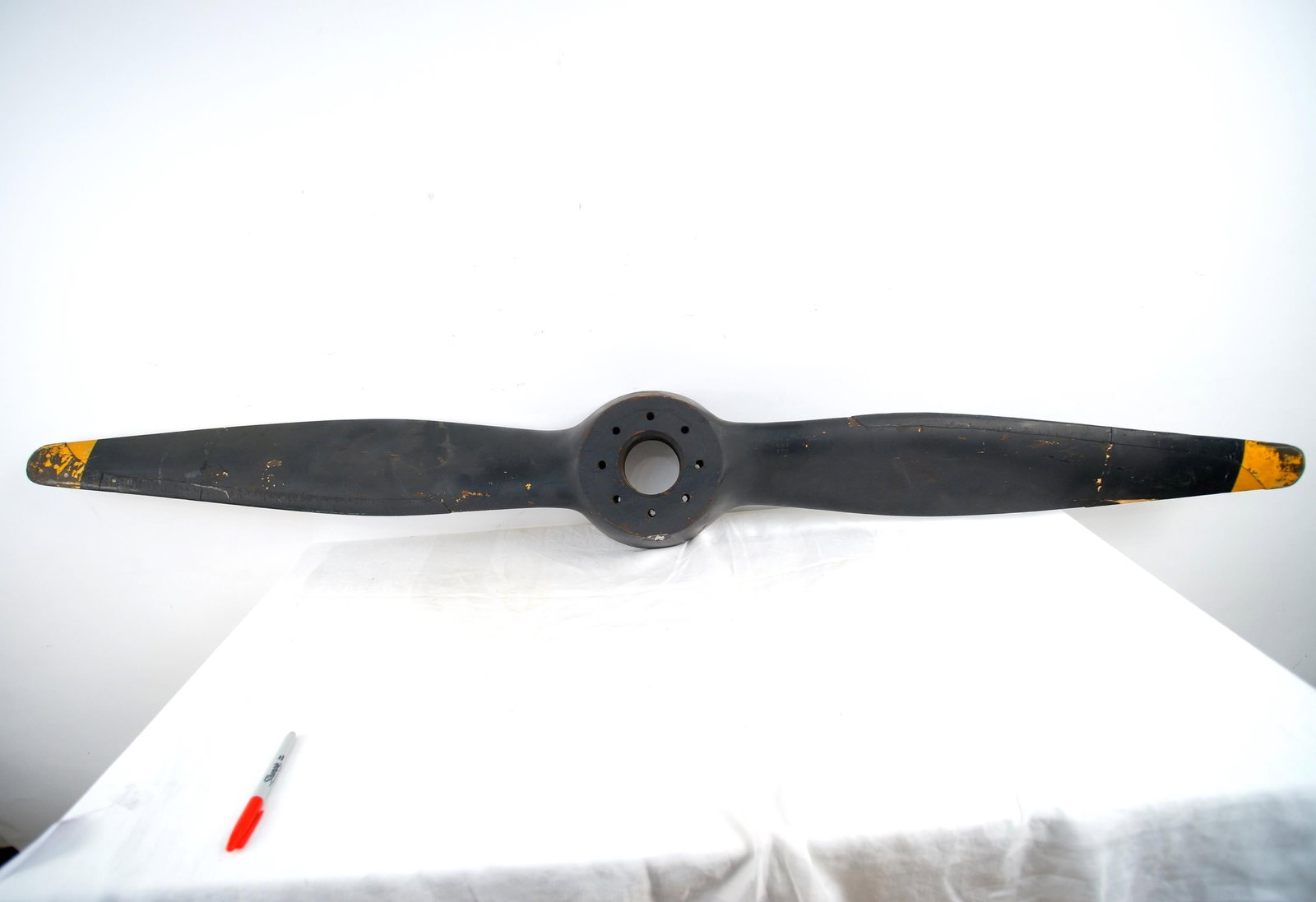 US Propeller Co. Wood WWII Airplane Propeller: measures 76" x 10"