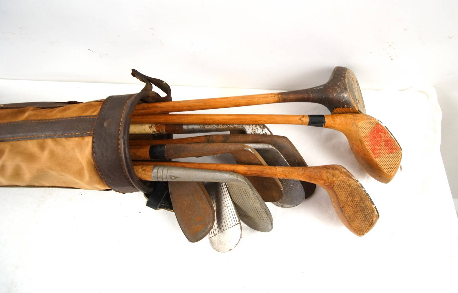 Antique Golf Clubs Auction