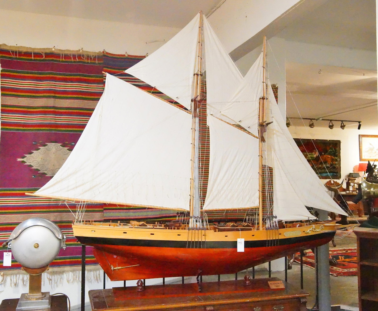 Schooner "Bluenose II" sailing vessel model (1 of 15)