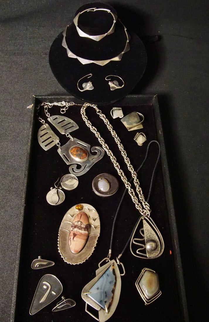 Art modern silver & sterling. necklaces, earrings (1 of 20)