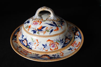 Junea 19th c. Ironstone covered dish