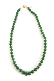 Chinese Jadeite beaded necklace - 24"