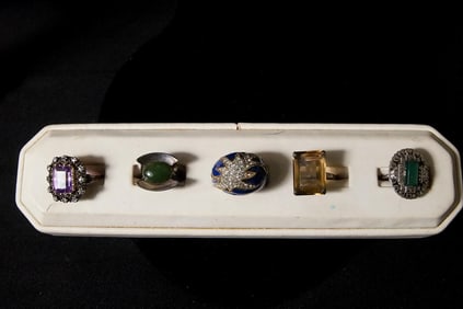 5 Antique and Vintage rings