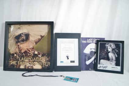 Lady Gaga The Fame Monster signed photo