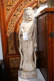32" Garden Statue of " Quan Yin"