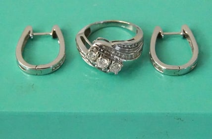 14kt White gold 3pc Diamond ring & earrings set