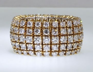 18kt Gold 7 - 9 Carat Diamond Articulating Ring