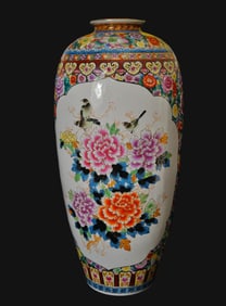 Tall 32" Chinese porcelain Temple Vase