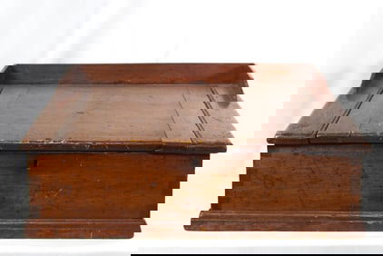 19th cent Pine school desk lift top