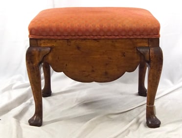 Early 19th cent Queen Anne Bench