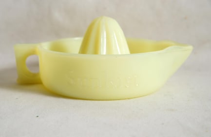 McKee Glass Sunkist "Green Fry" Reamer