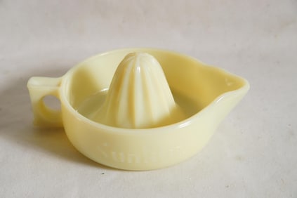 McKee Glass Sunkist "Seville Yellow" Reamer