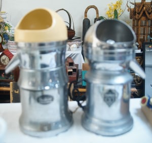 2 Ca. fruit Growers Exchange "Sunkist" Extractors