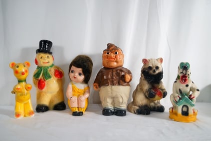 6 Chalk carnival figures